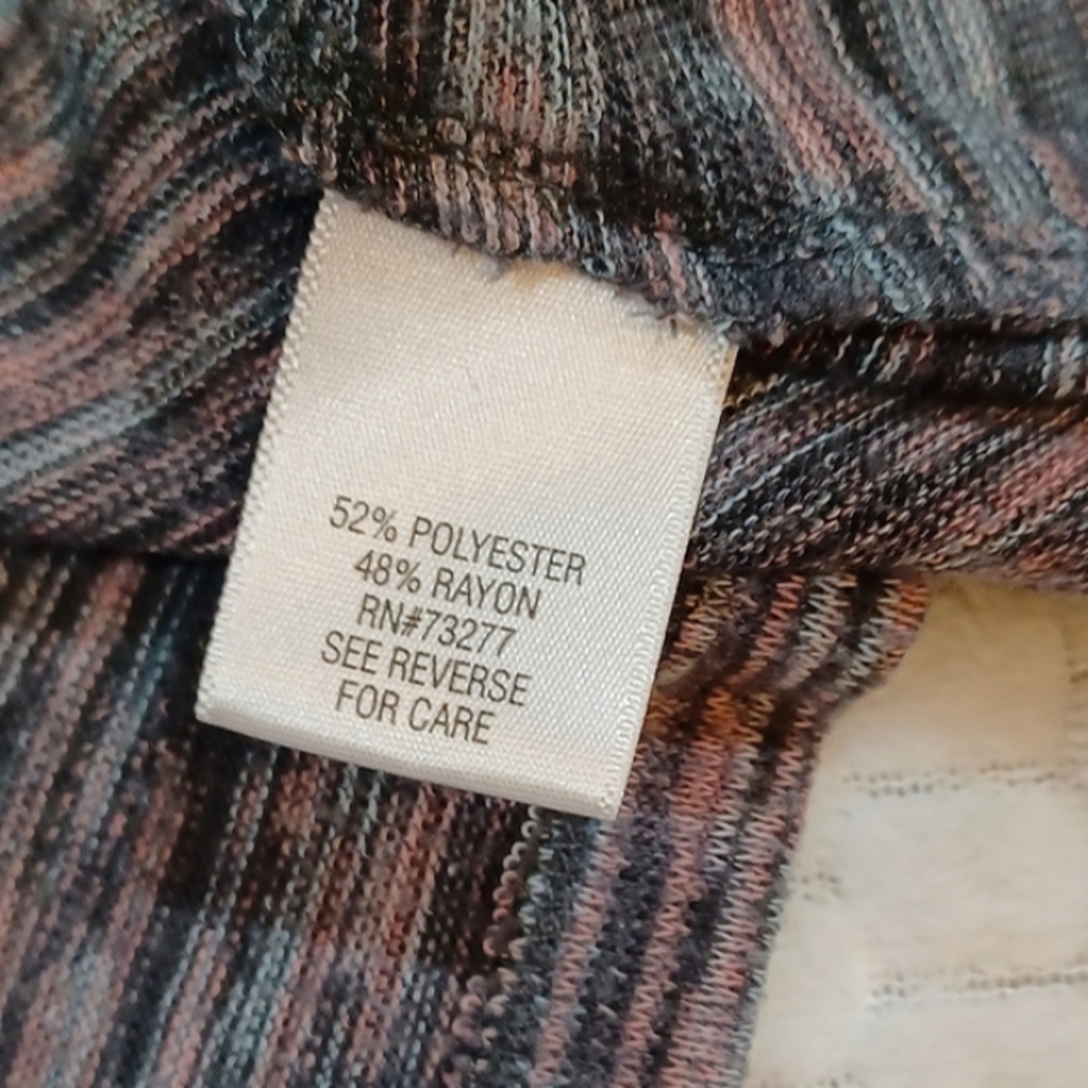 Mudd Cropped Tank - Picture 6 of 11